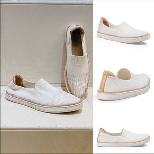 Ugg Sammy slide sneaker New Retail 110.00
